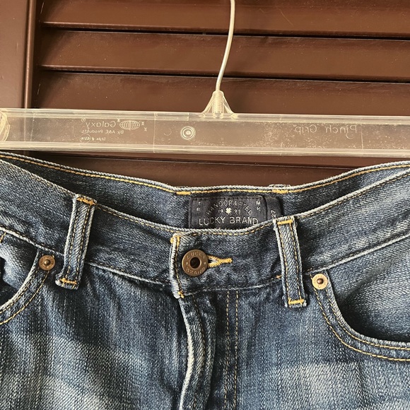 Lucky Brand - Laguna Shorts - Picture 2 of 5